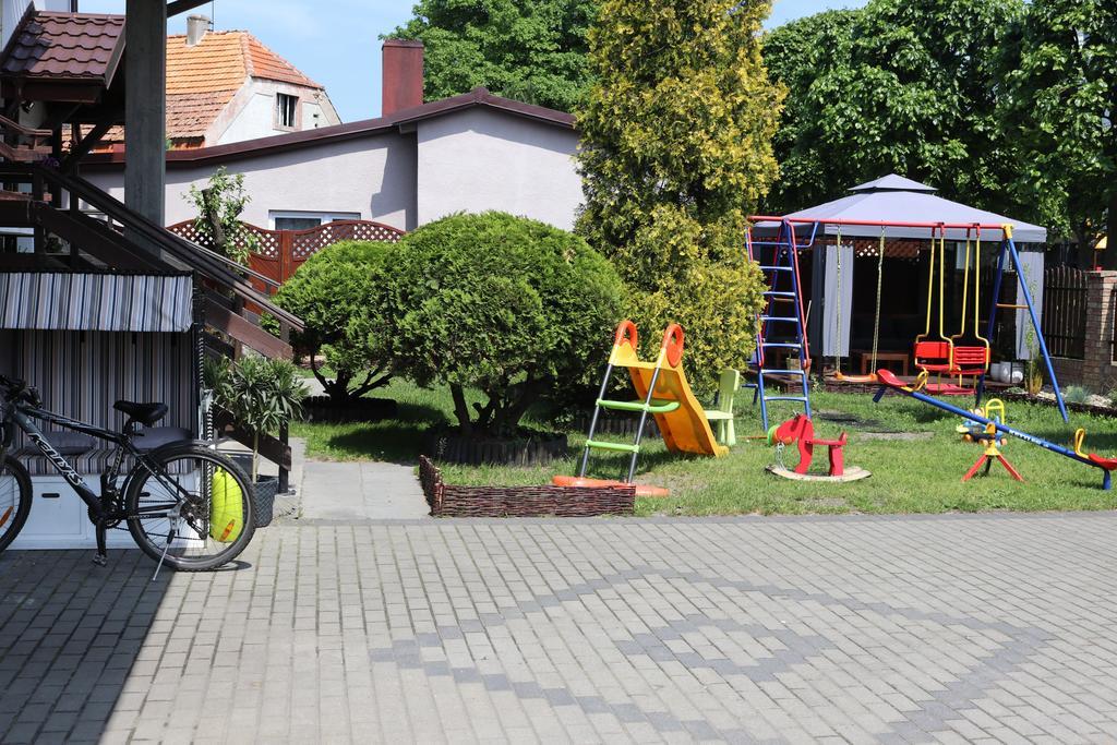 Dom Wczasowy Dorja ยาสตาร์เนีย ภายนอก รูปภาพ